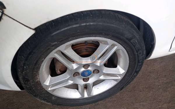 FORD FIESTA1.6L AT S