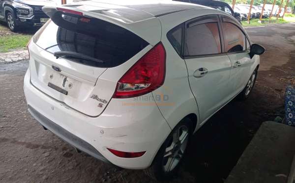 FORD FIESTA1.6L AT S