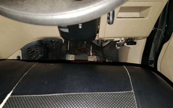 TOYOTA  AVANZA  1.3 E