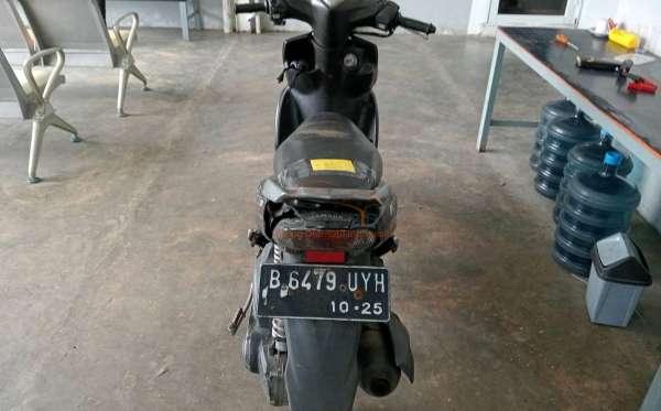 YAMAHA MIO J