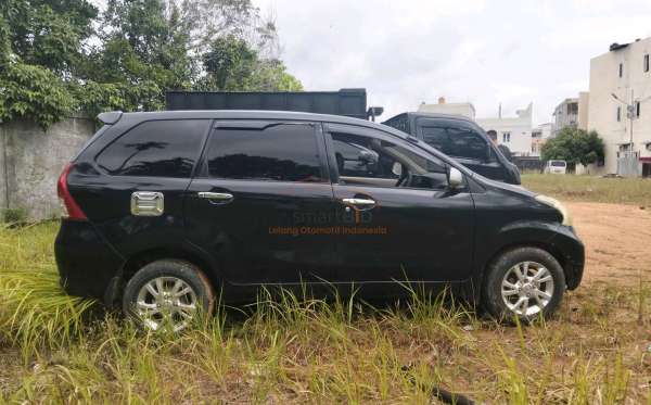 TOYOTA  AVANZA  1.3 E