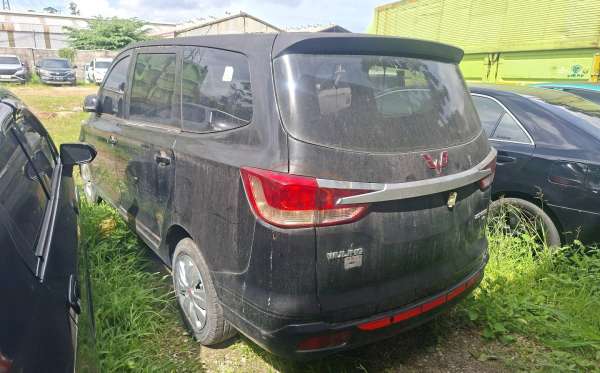 WULING CONFERO 1.5 DB MY (4X2)