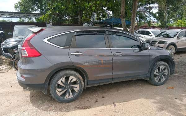 HONDA CR-V RM3 2WD 2.4 RSAT CKD