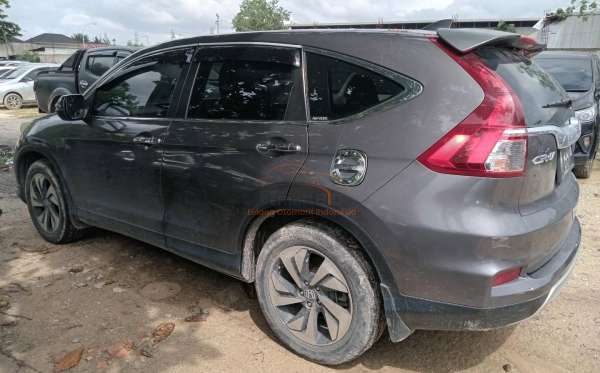 HONDA CR-V RM3 2WD 2.4 RSAT CKD
