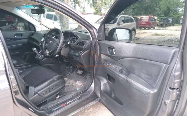 HONDA CR-V RM3 2WD 2.4 RSAT CKD