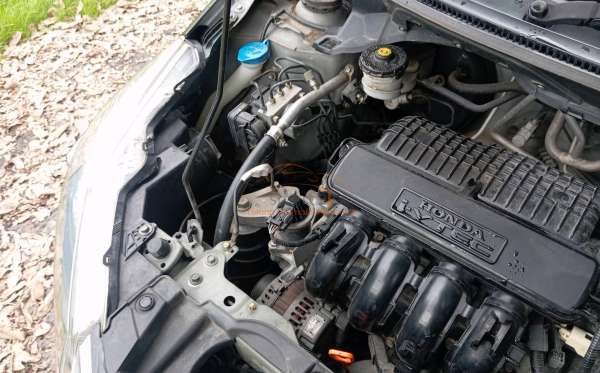 HONDA MOBILIO DD4 1.5E