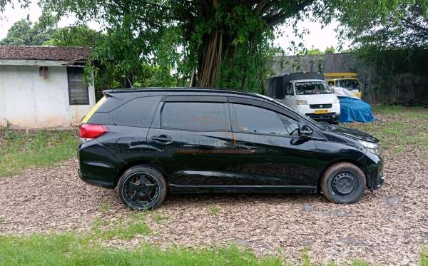 HONDA MOBILIO DD4 1.5E