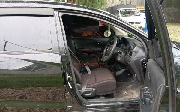 HONDA MOBILIO DD4 1.5E