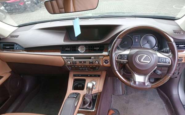 LEXUS  LEXUS ES ES 300H