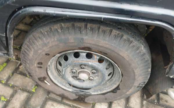 MITSUBISHI  L 300  PU