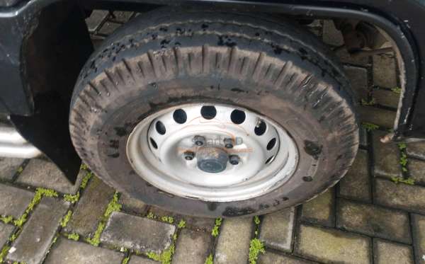 MITSUBISHI  L 300  PU