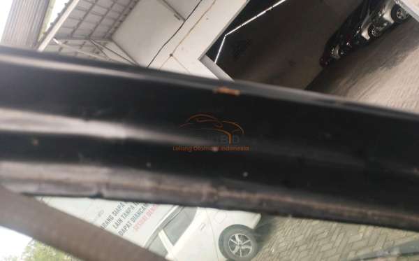 MITSUBISHI  L 300  PU