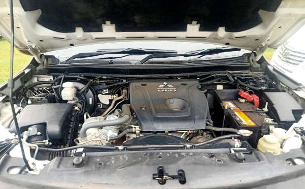 MITSUBISHI PAJERO SPORT 2.4L DAKAR-L (4X2)