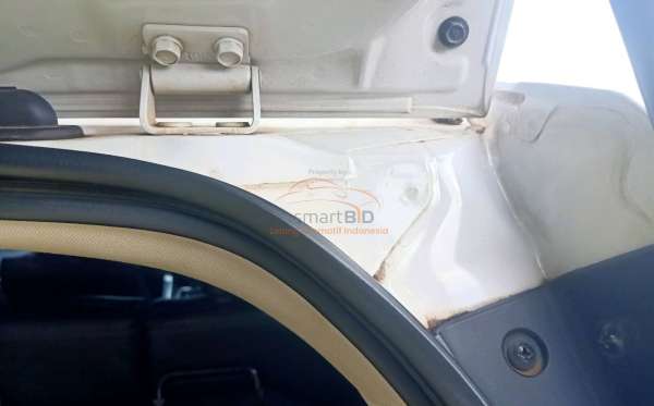 MITSUBISHI PAJERO SPORT 2.4L DAKAR-L (4X2)