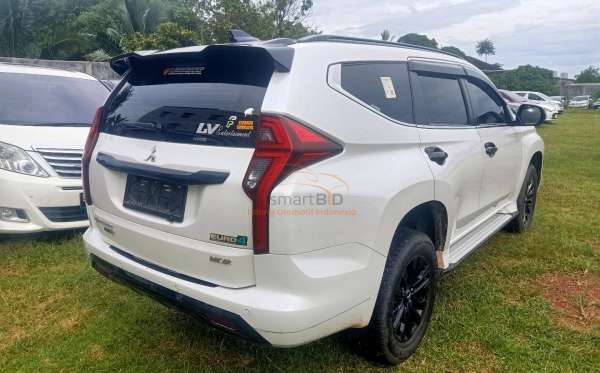 MITSUBISHI PAJERO SPORT 2.4L DAKAR-L (4X2)