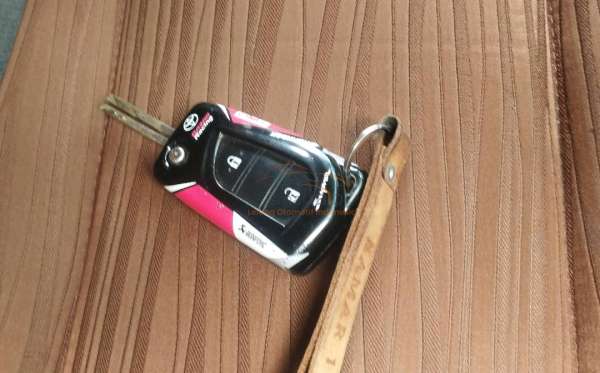 TOYOTA KIJANG INNOVA V