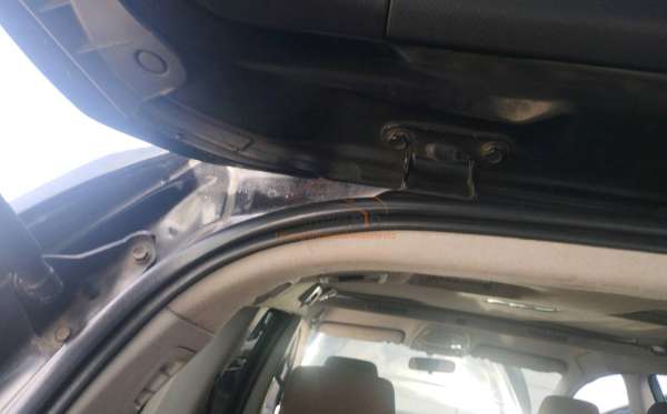 TOYOTA KIJANG INNOVA V