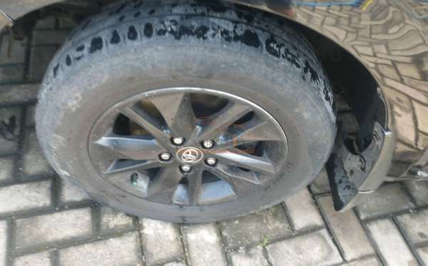 TOYOTA KIJANG INNOVA V