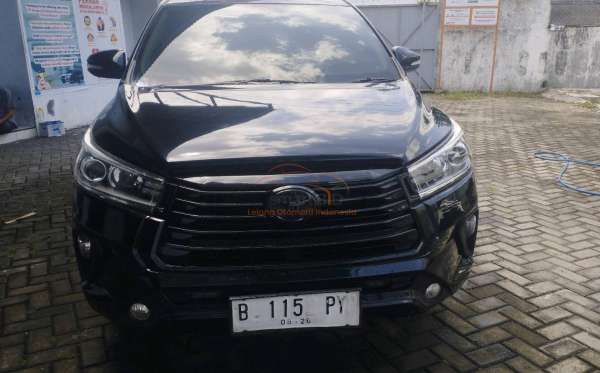 TOYOTA KIJANG INNOVA V