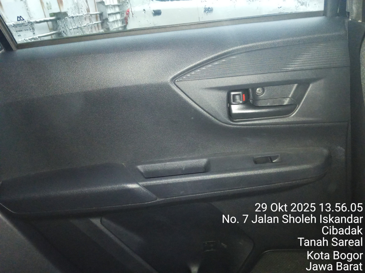 DAIHATSU  AYLA  1.0 X