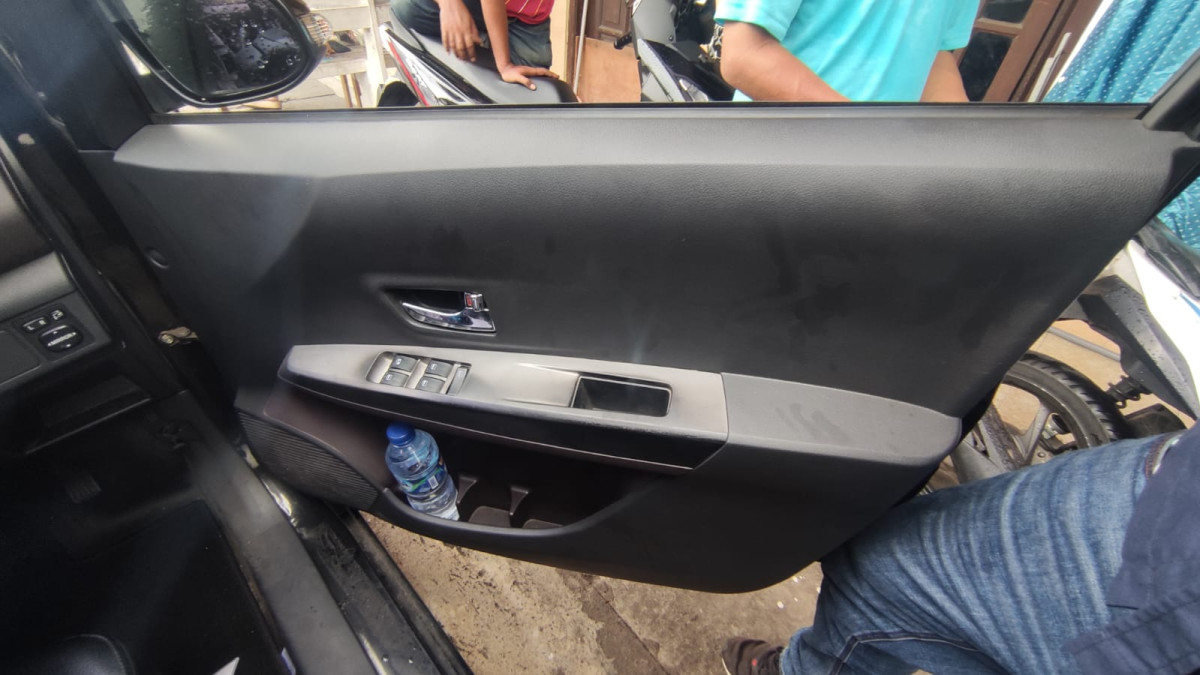 TOYOTA  CALYA  1.2 G M/T