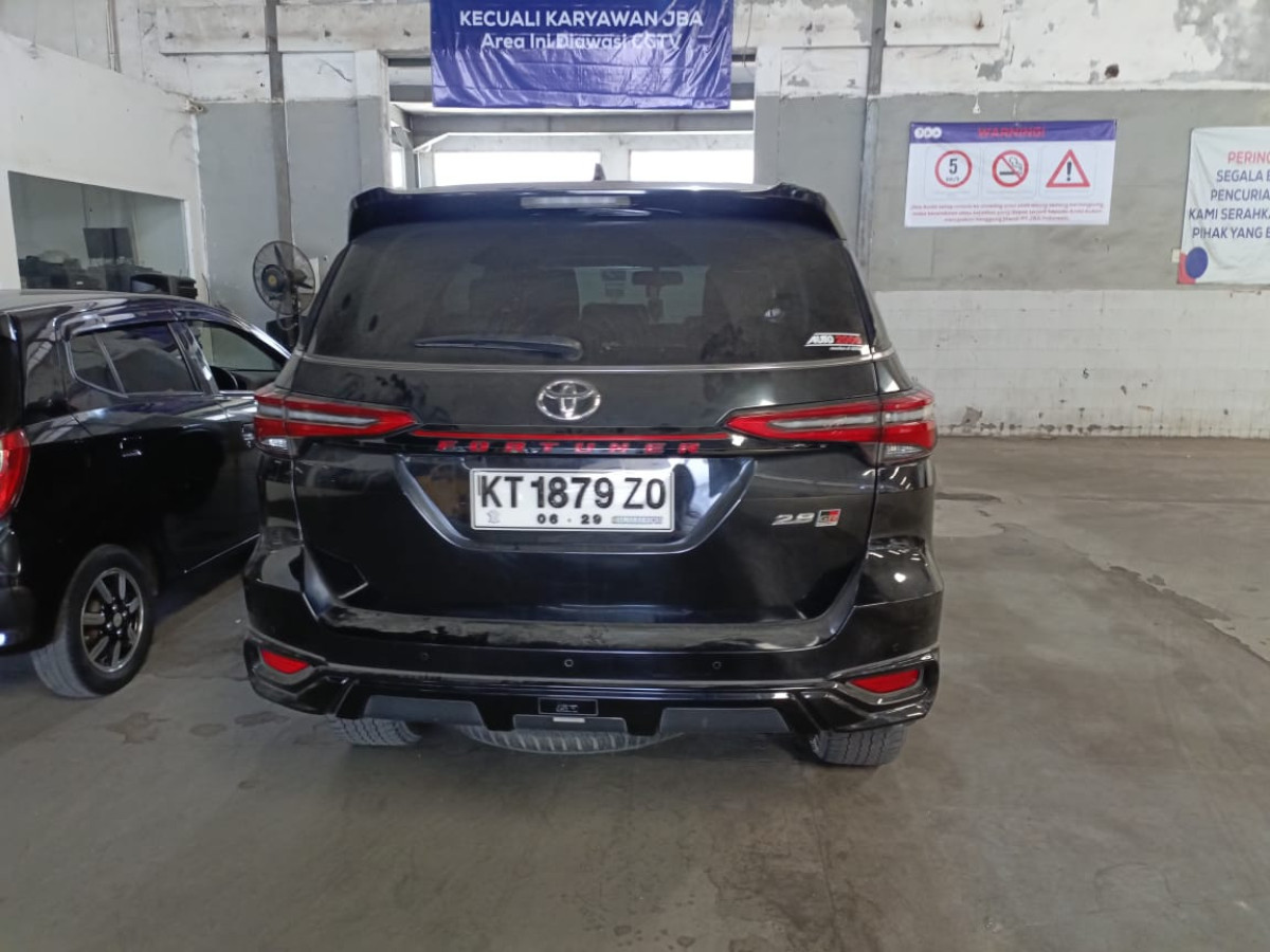 TOYOTA  FORTUNER  2.8 VRZ