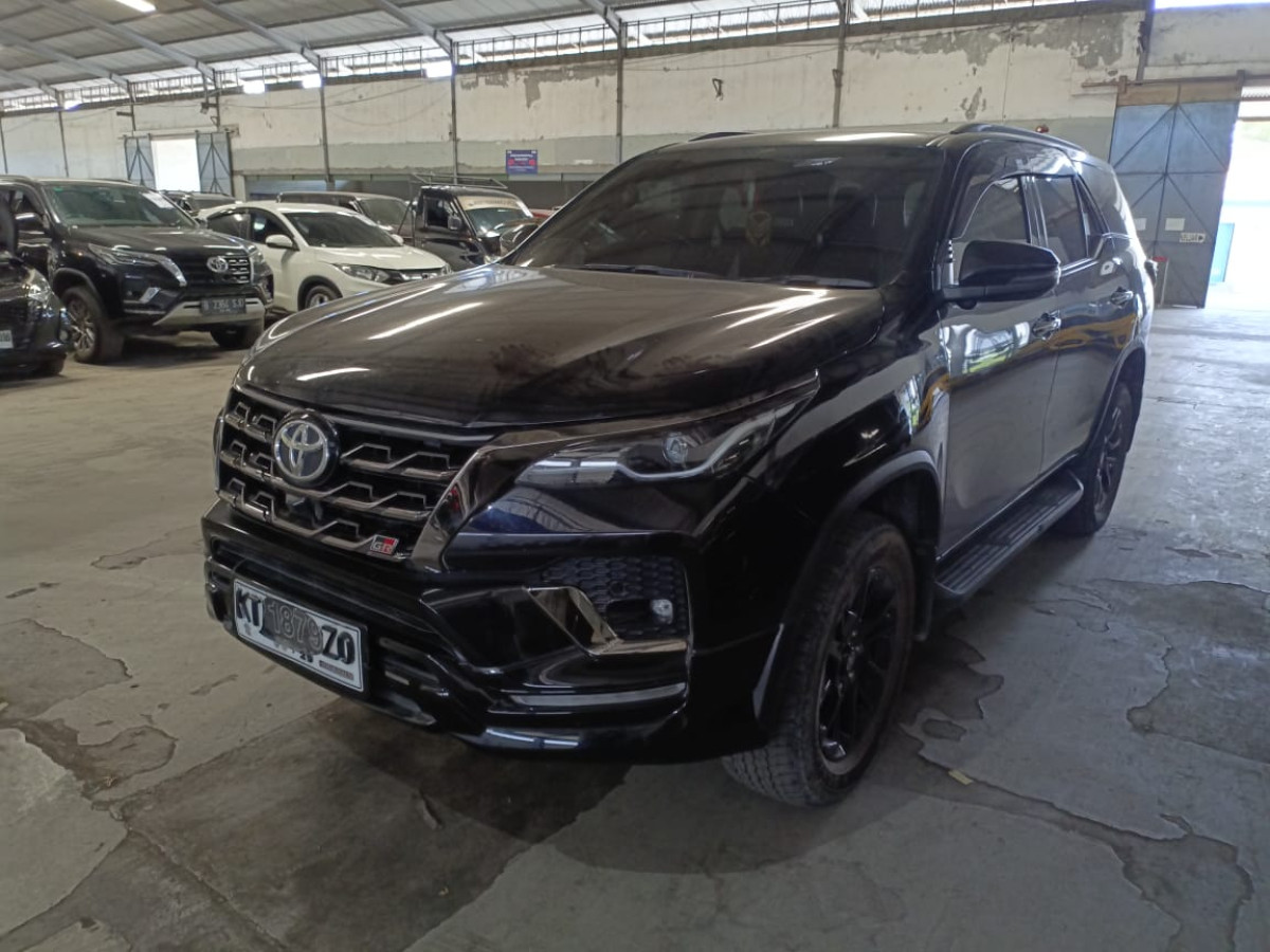 TOYOTA  FORTUNER  2.8 VRZ