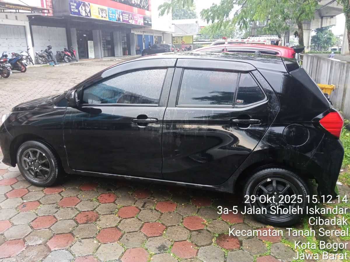 DAIHATSU  AYLA  1.0 X