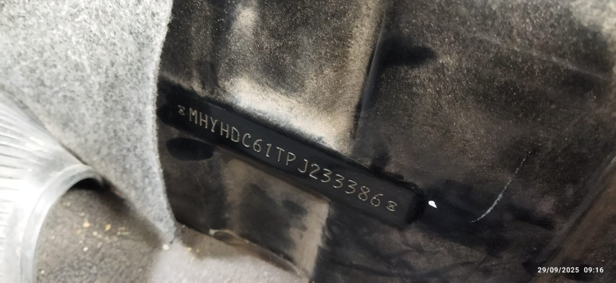 SUZUKI  CARRY  CL PICK UP