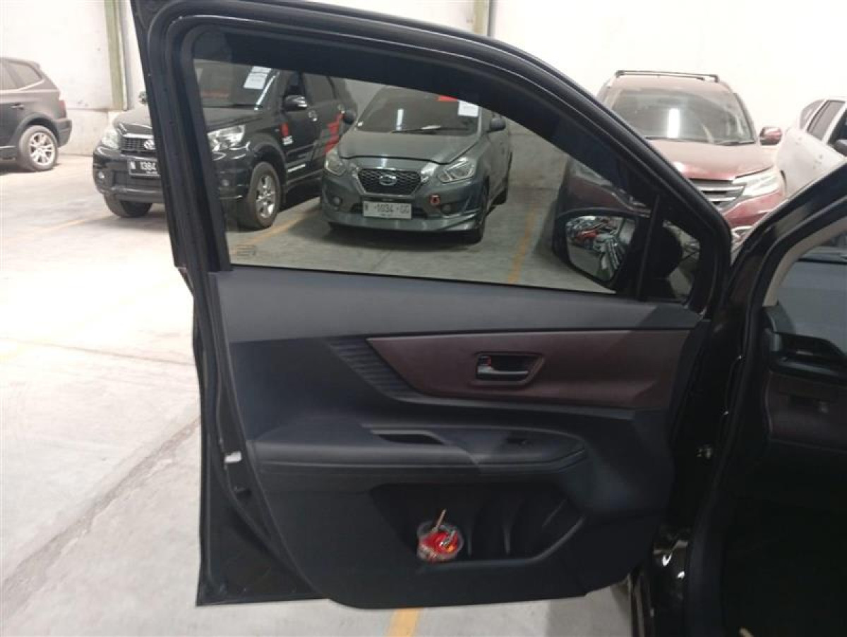 TOYOTA  AVANZA  1.3 E