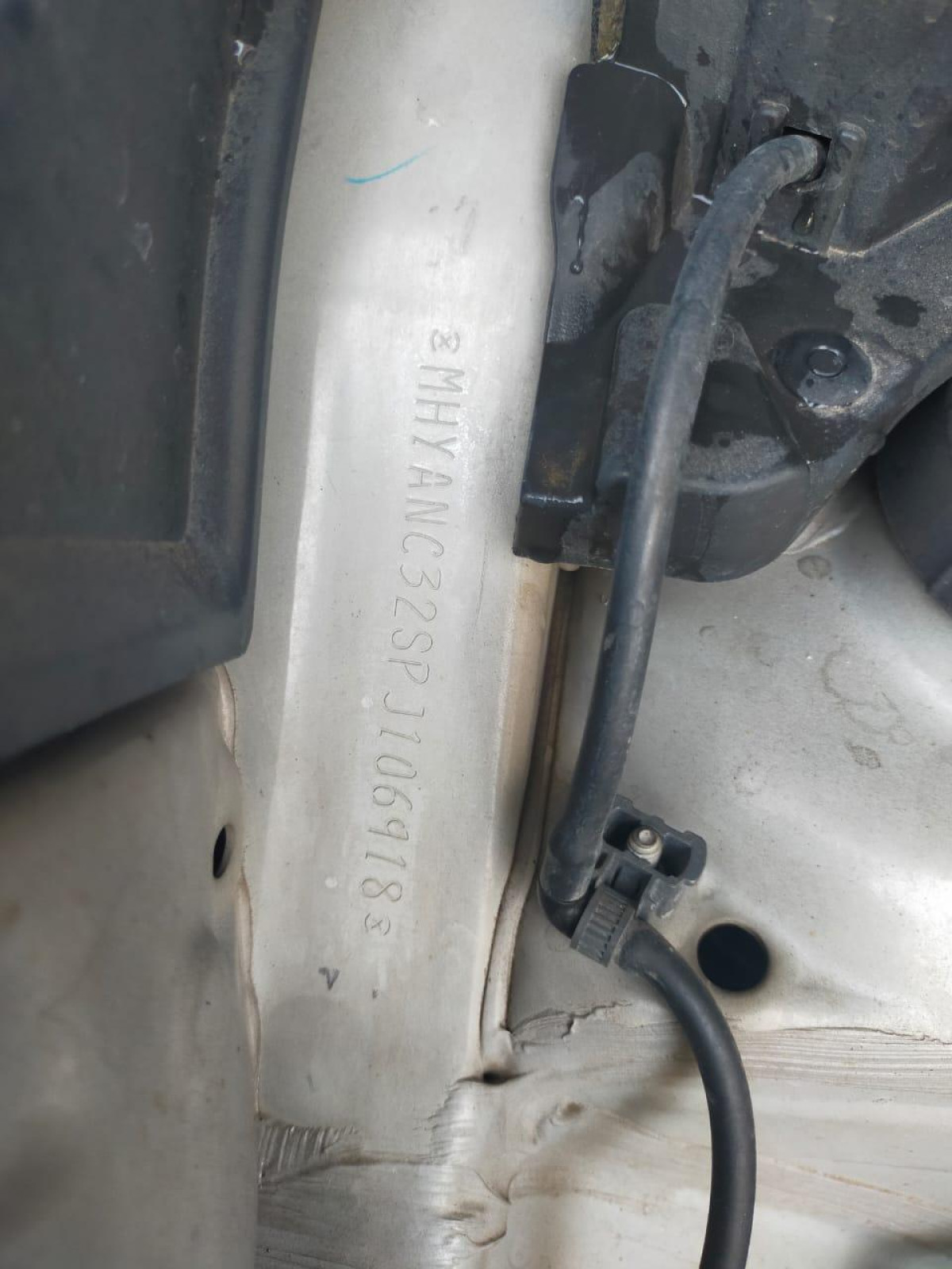 SUZUKI ERTIGA ERTIGA