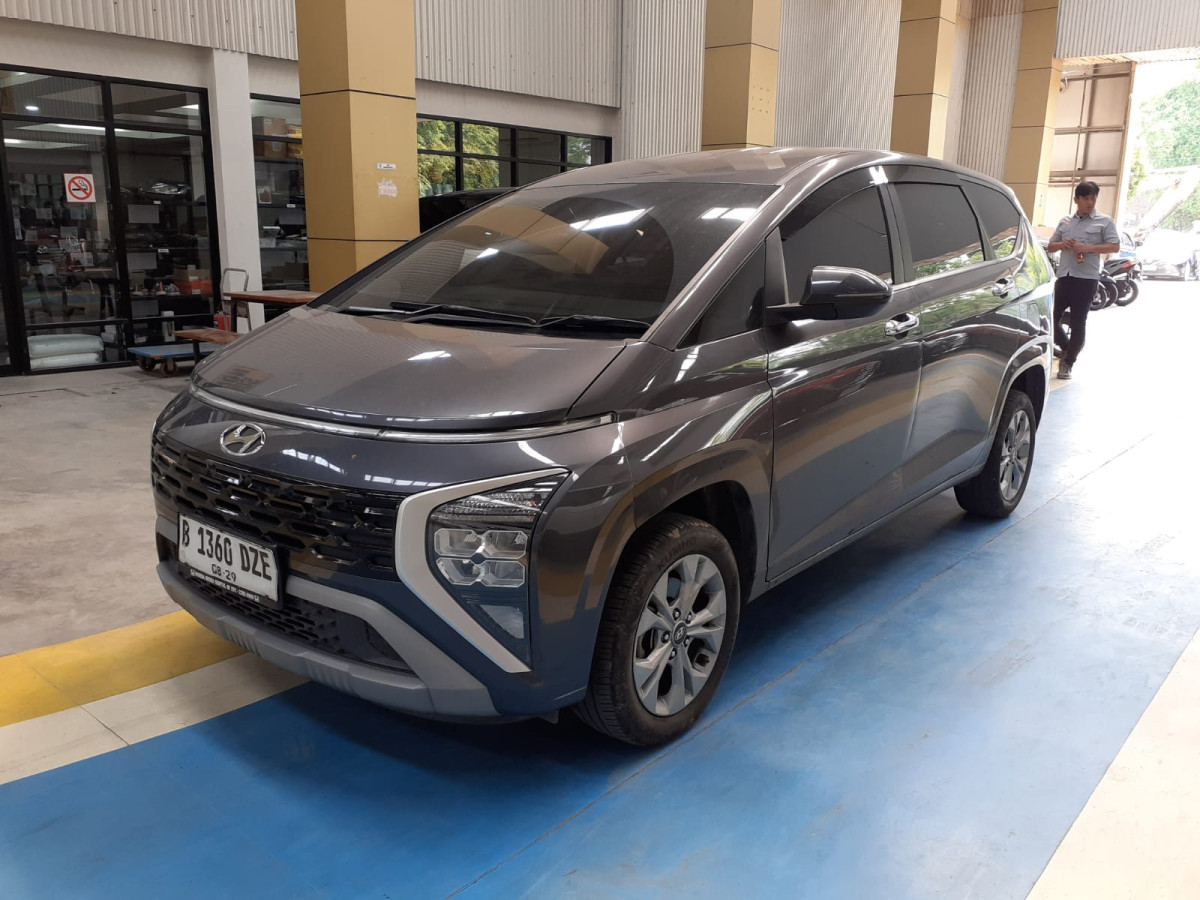 HYUNDAI  STARGAZER  TREND