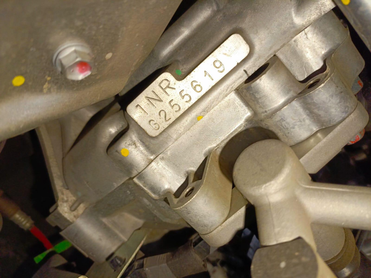 TOYOTA  AVANZA  1.3 E