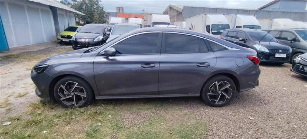 MORRIS  MORIS GARAGE 5 GT