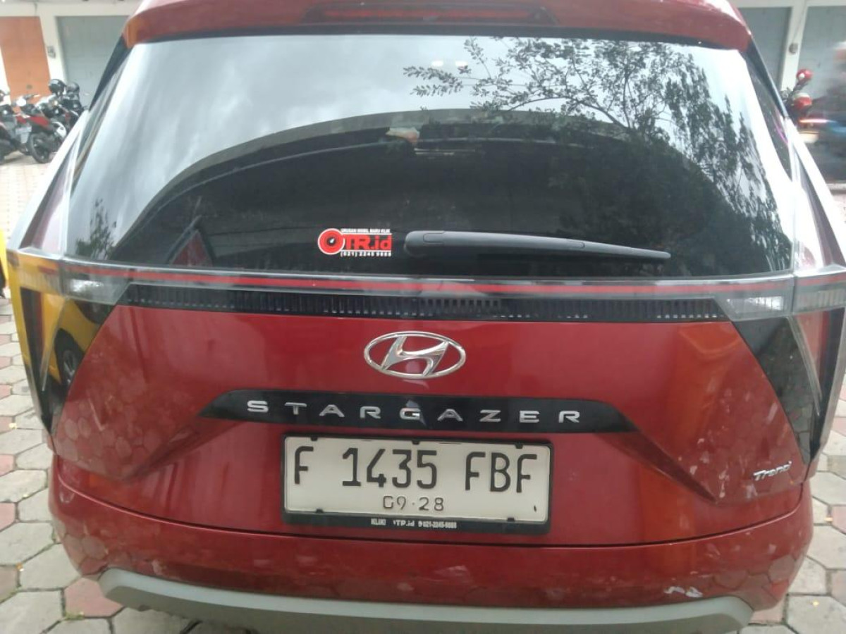 HYUNDAI  STARGAZER  TREND