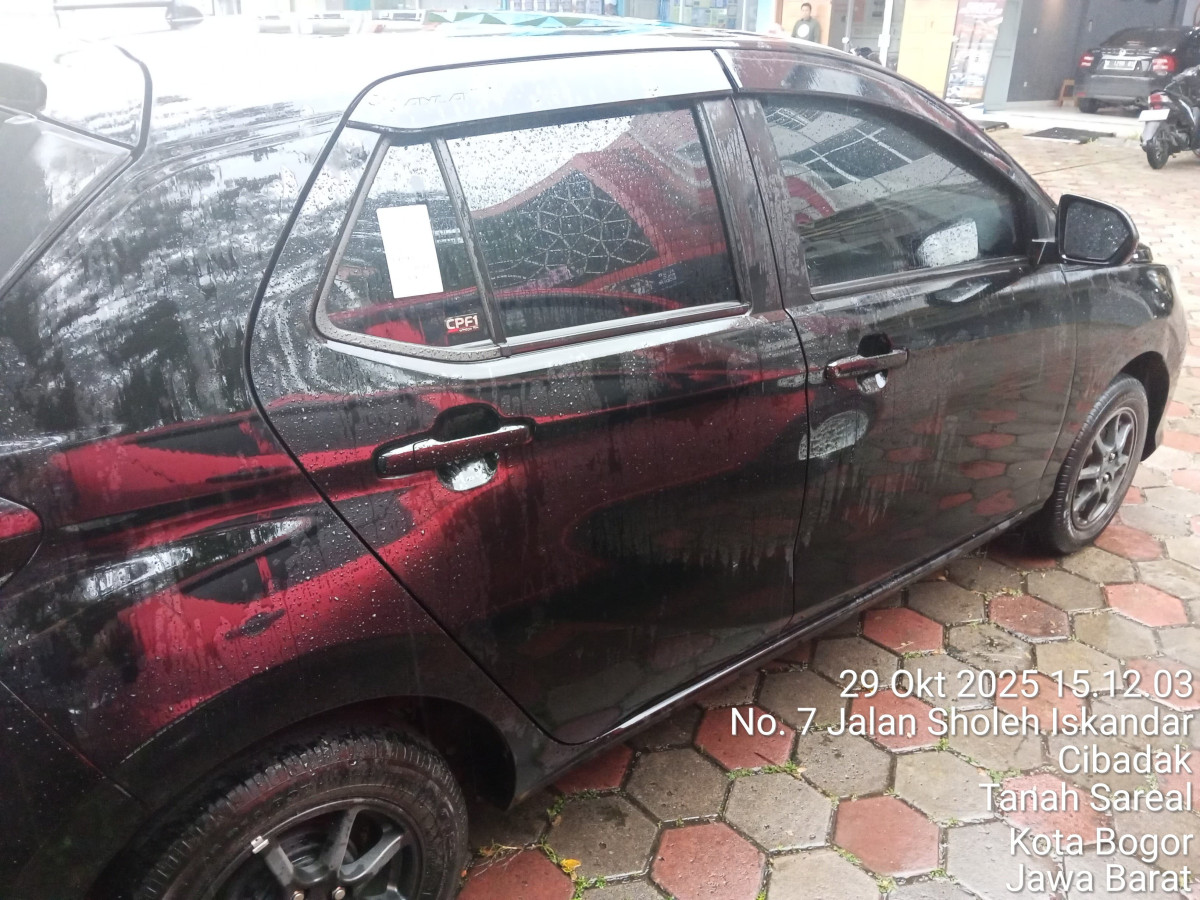 DAIHATSU  AYLA  1.0 X