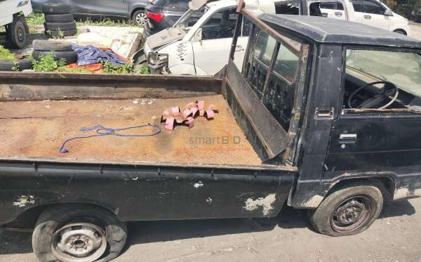 MITSUBISHI  L 300  PU