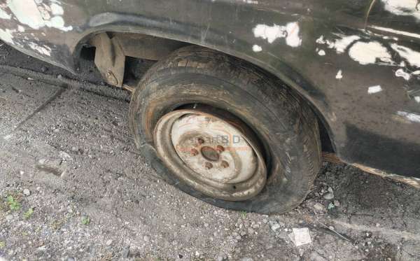 MITSUBISHI  L 300  PU