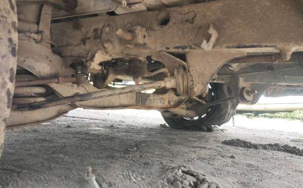 MITSUBISHI  L 300  PU