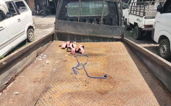 MITSUBISHI  L 300  PU