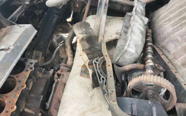 MITSUBISHI  L 300  PU