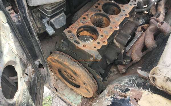 MITSUBISHI  L 300  PU