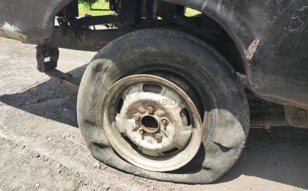 MITSUBISHI  L 300  PU