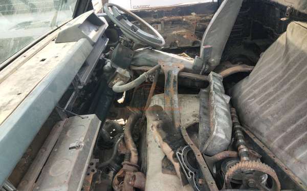 MITSUBISHI  L 300  PU