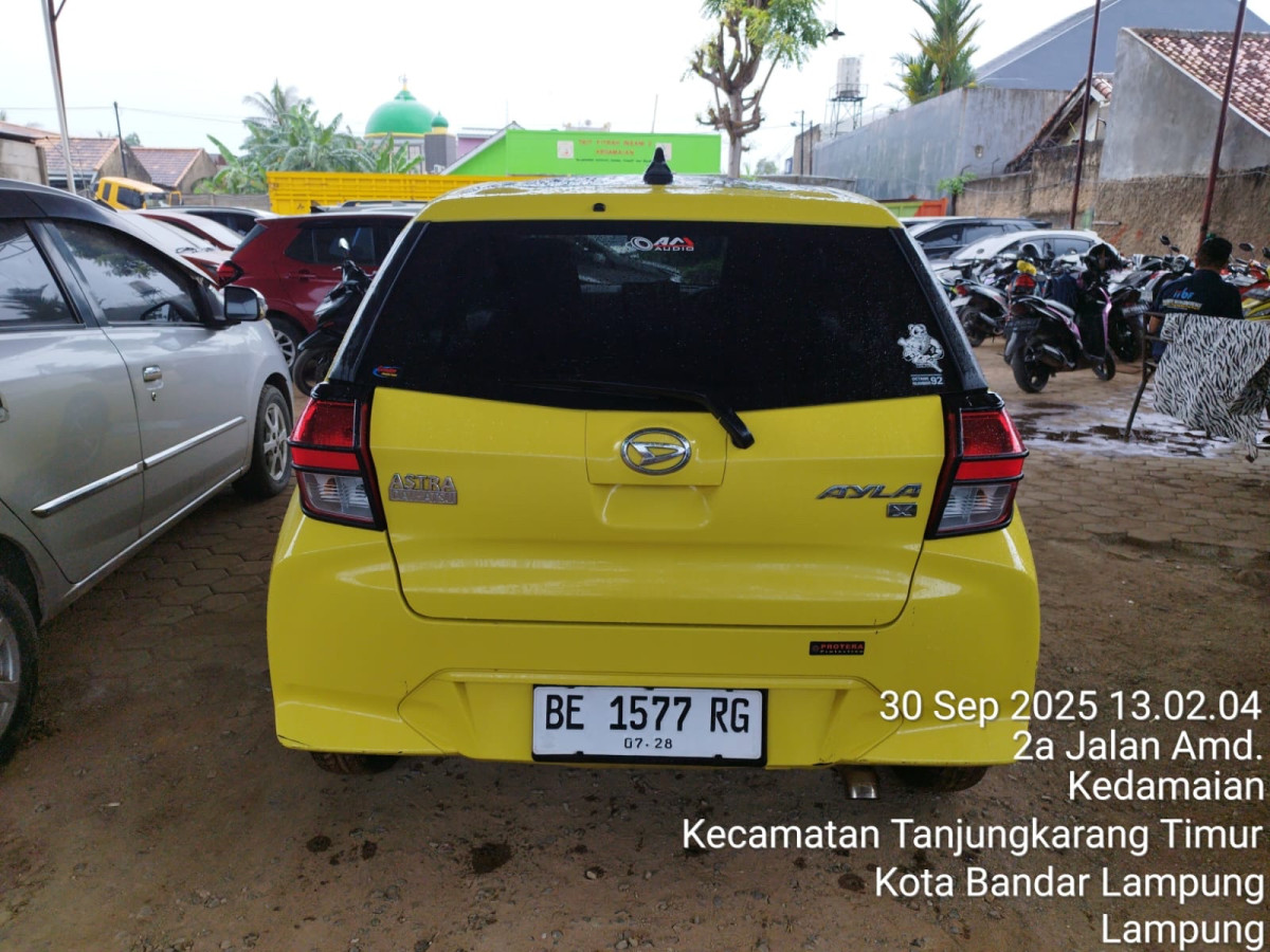 DAIHATSU  AYLA  1.0 X