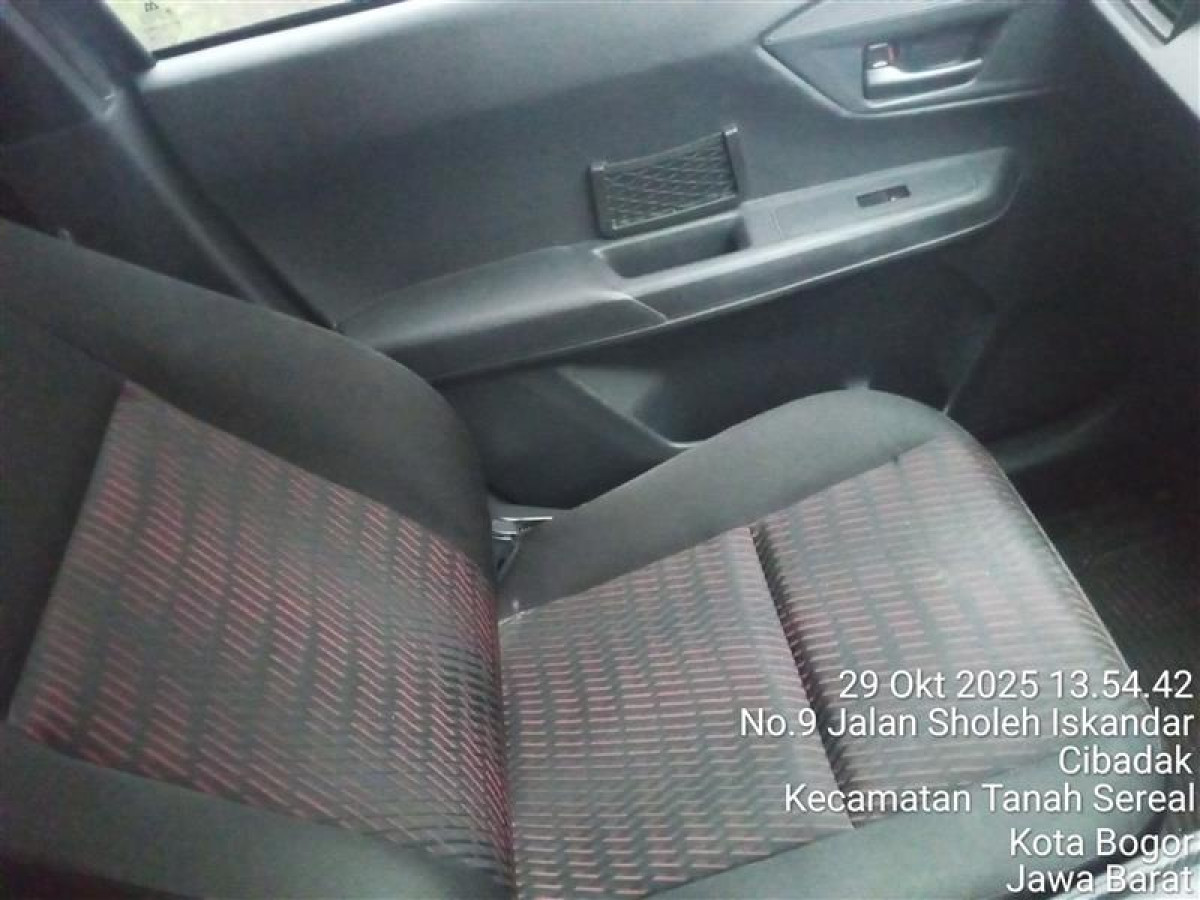 DAIHATSU  AYLA  1.0 X