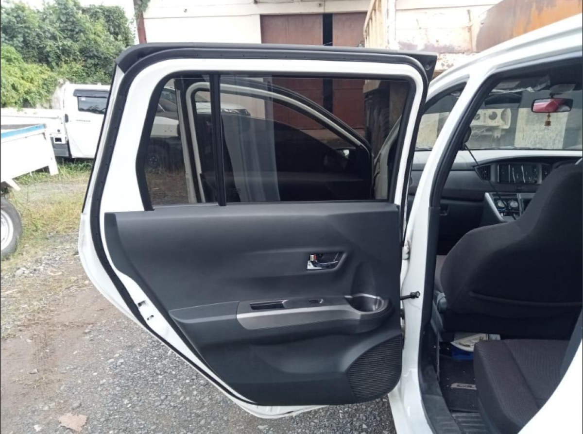 TOYOTA  CALYA  1.2 G M/T