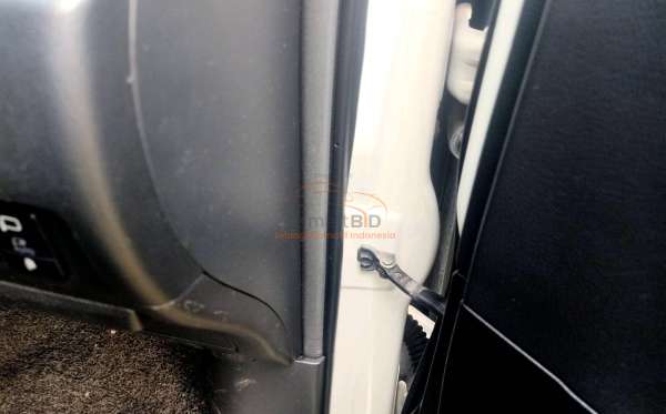 TOYOTA ALPHARD SC 2.4