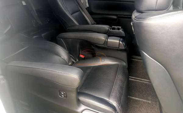 TOYOTA ALPHARD SC 2.4