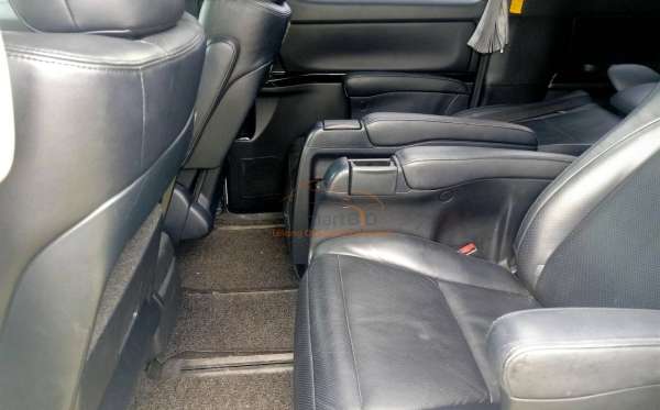 TOYOTA ALPHARD SC 2.4